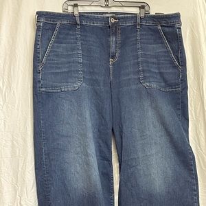 Torrid size 26T, wide leg, vintage stretch jeans